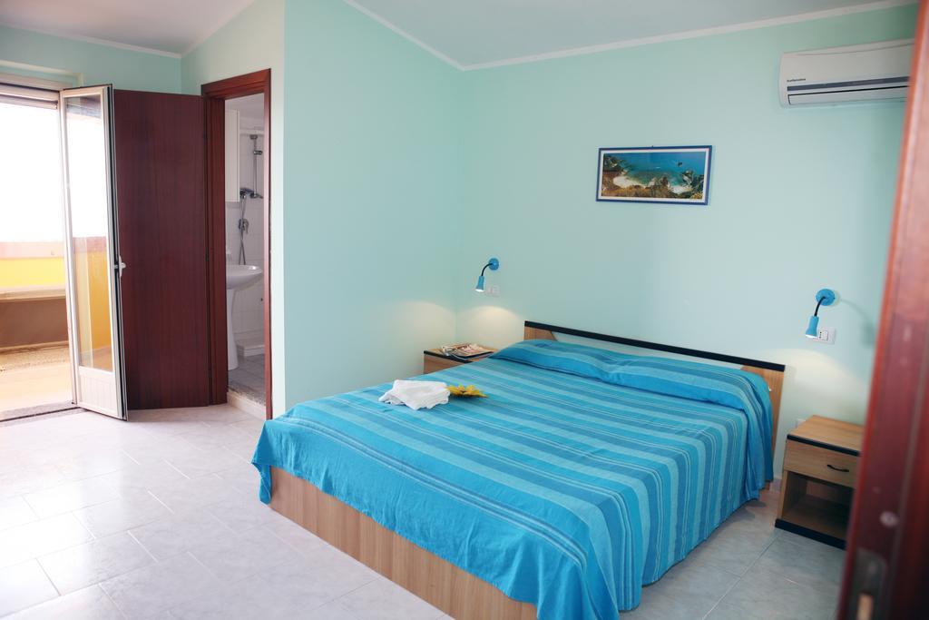 A Turri Hotel Capo Vaticano Room photo