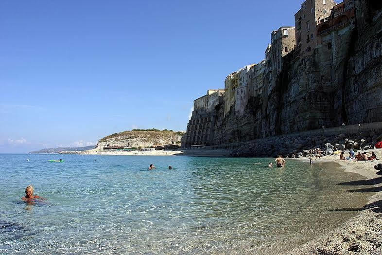 A Turri Hotel Capo Vaticano Exterior photo