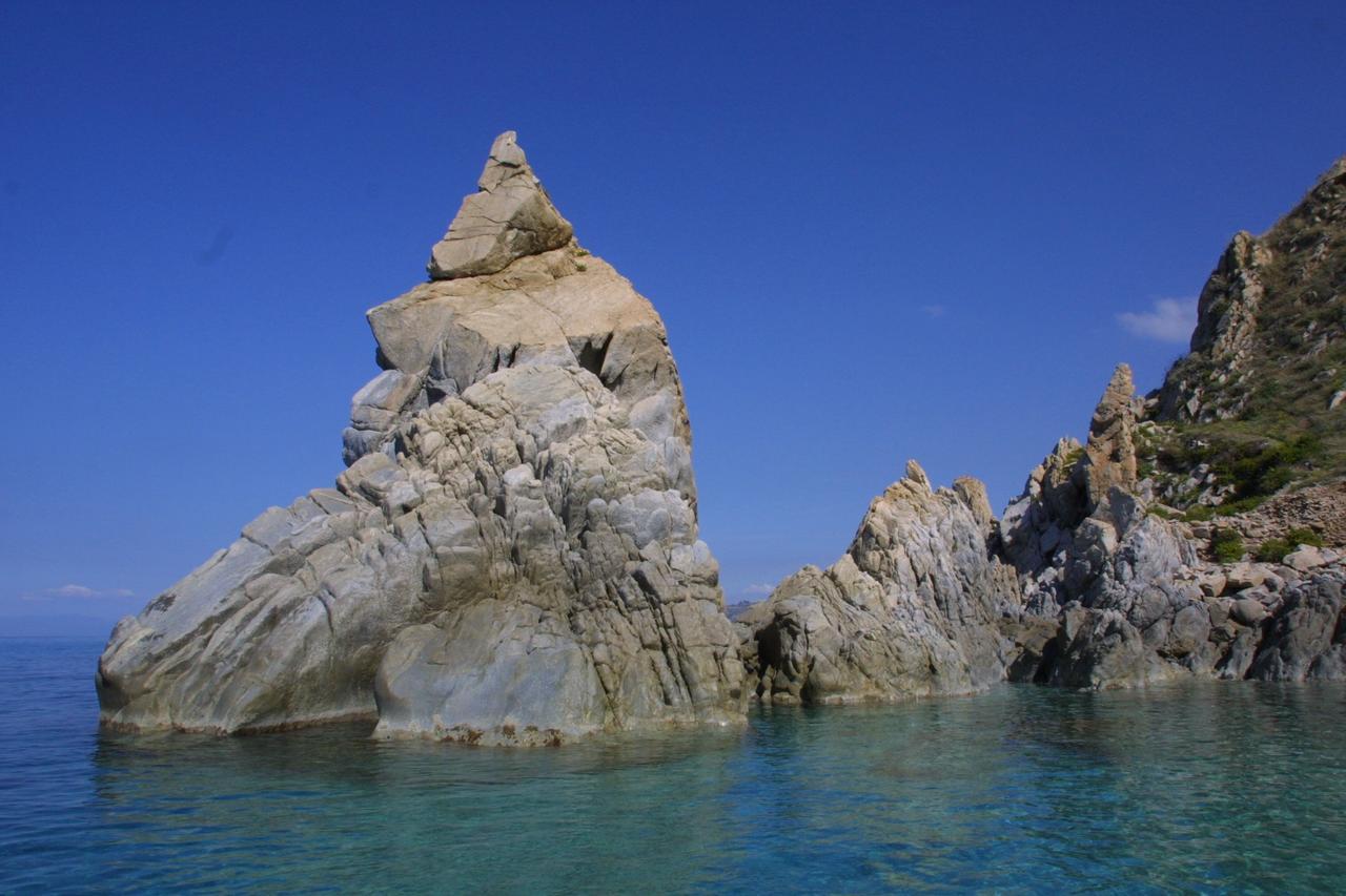 A Turri Hotel Capo Vaticano Exterior photo