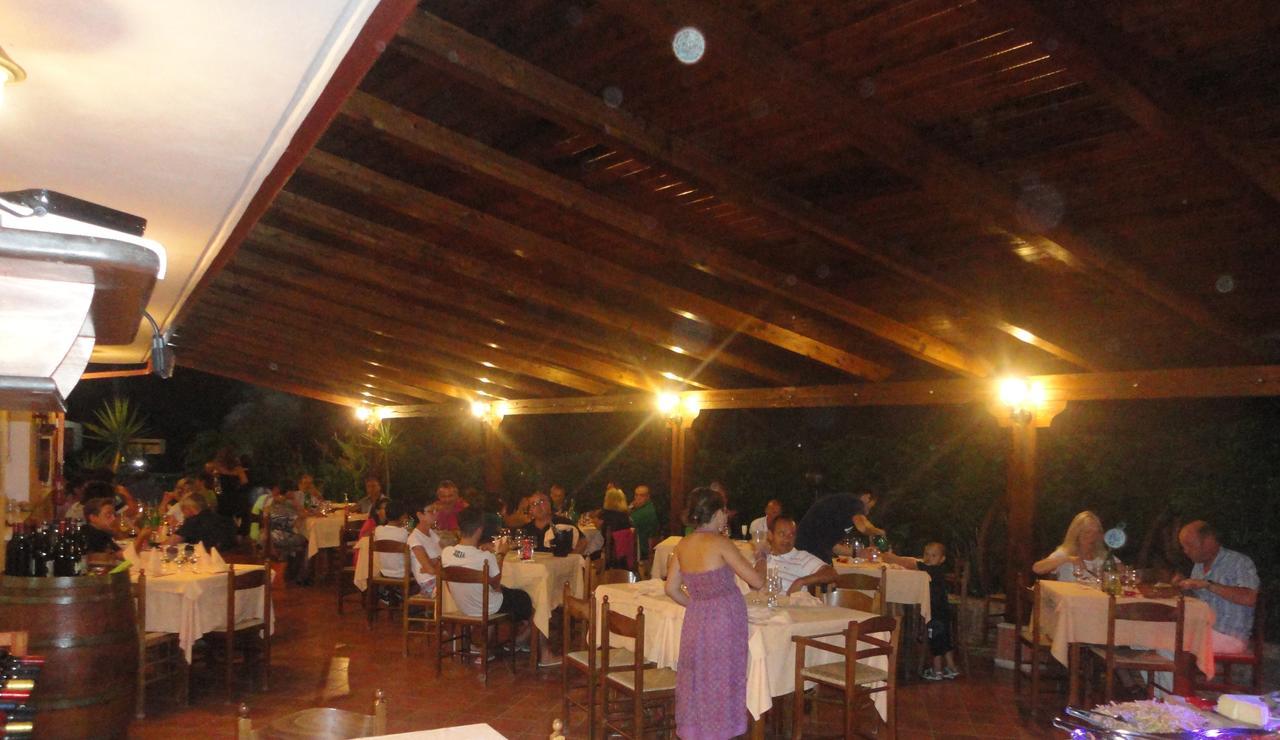 A Turri Hotel Capo Vaticano Exterior photo